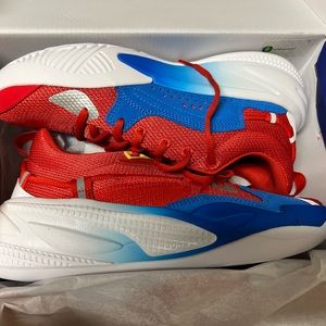 RS-Dreamer Super Mario edition Pumas. Boys size 7. Brand new never worn